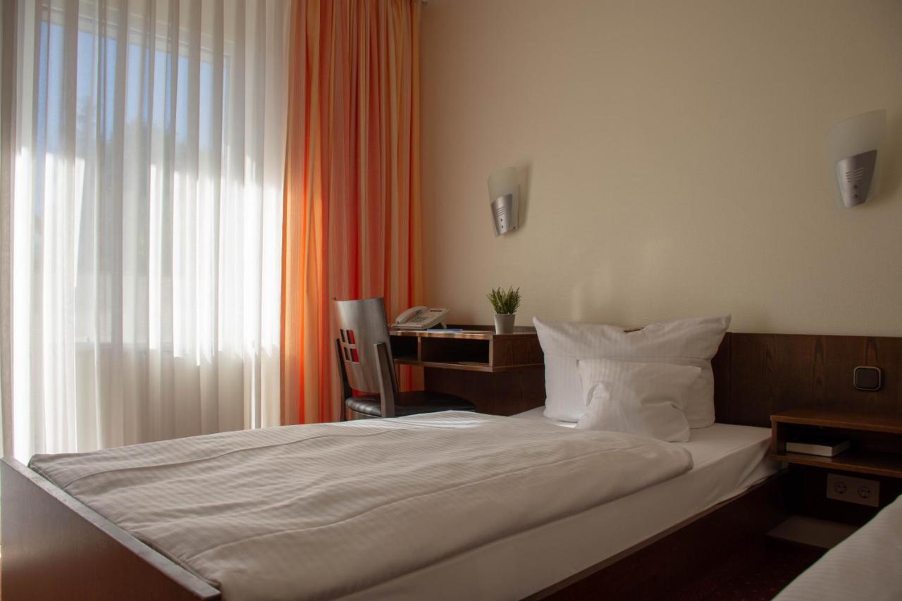 אוזקירכן Hotel Restaurant Rothkopf מראה חיצוני תמונה